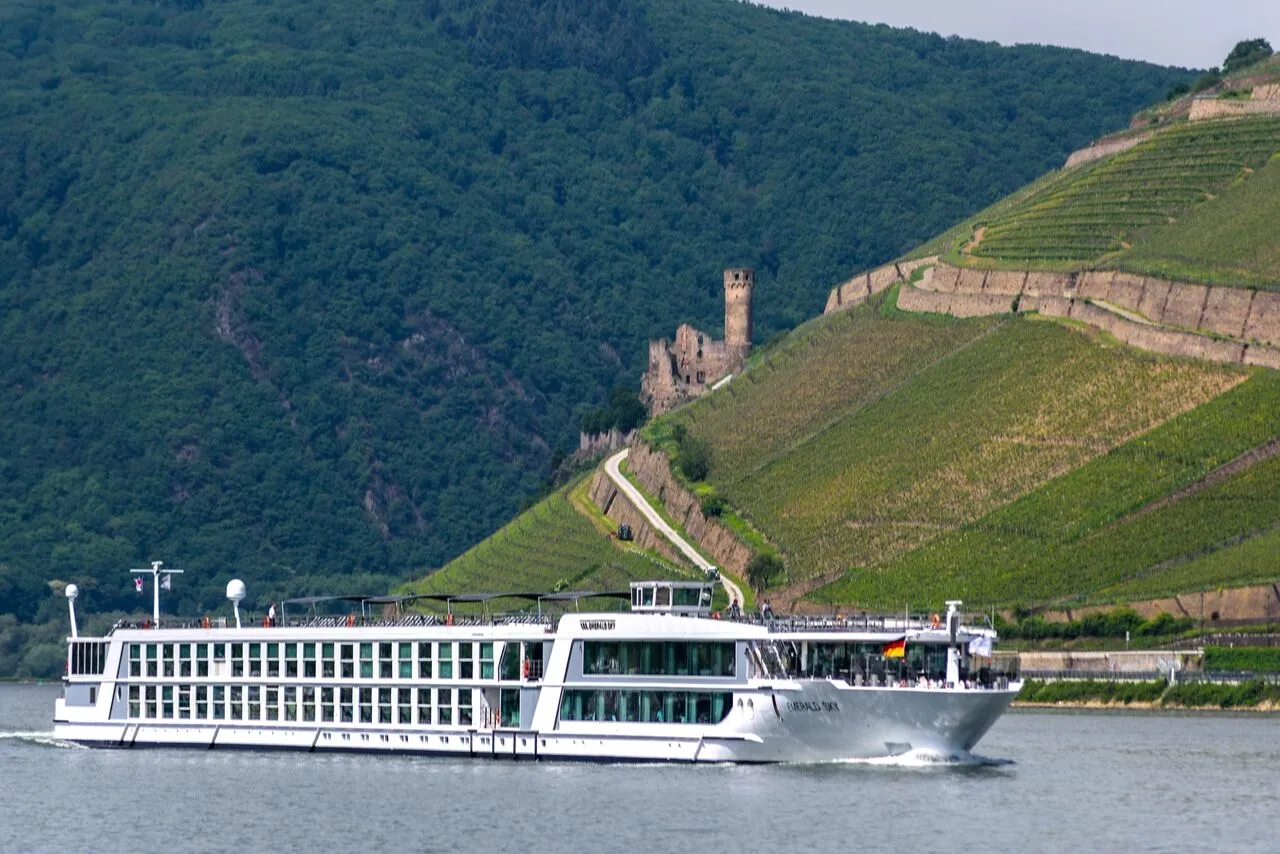 Emerald Sky — Emerald Cruises