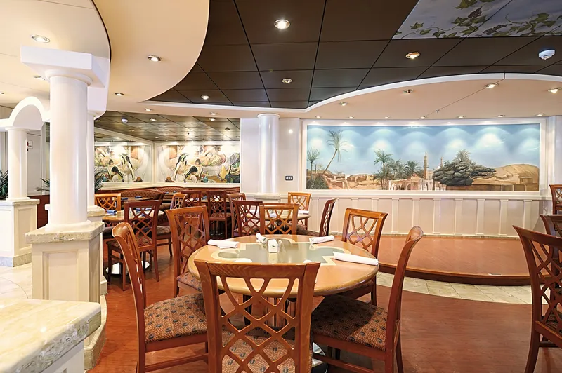 Gli Archi À la Carte Restaurant 2