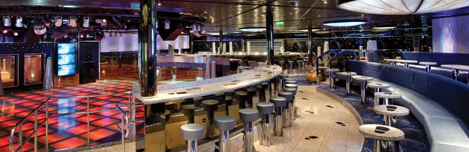 Carnival Valor 16