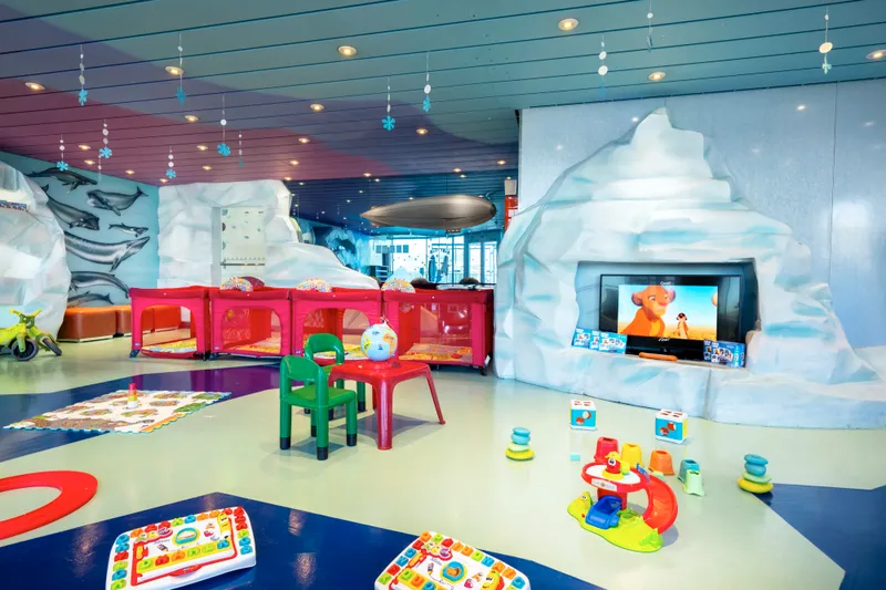 Μίνι Κλαμπ 3-6 2