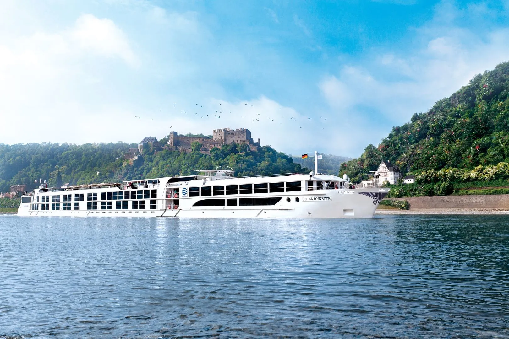 S.S. Antoinette 9