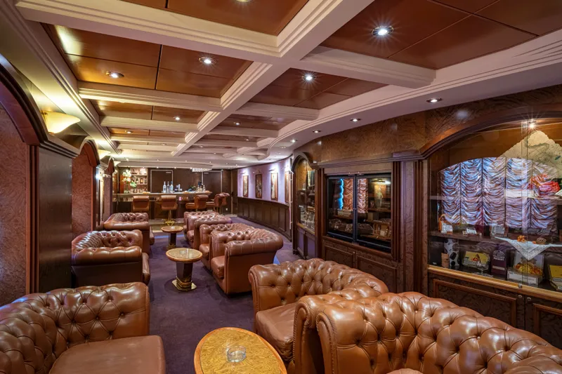 Salonul de Trabucuri La Cubana 4