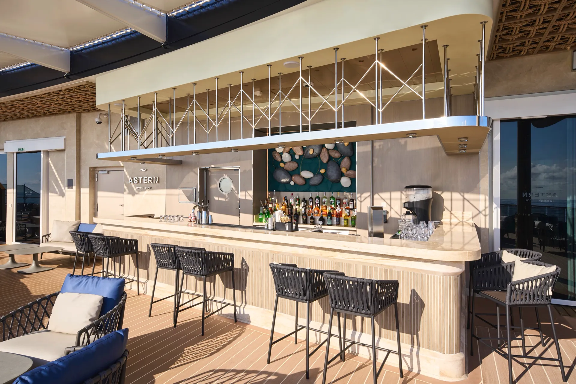 Astern Pool & Bar 船尾泳池酒吧 2