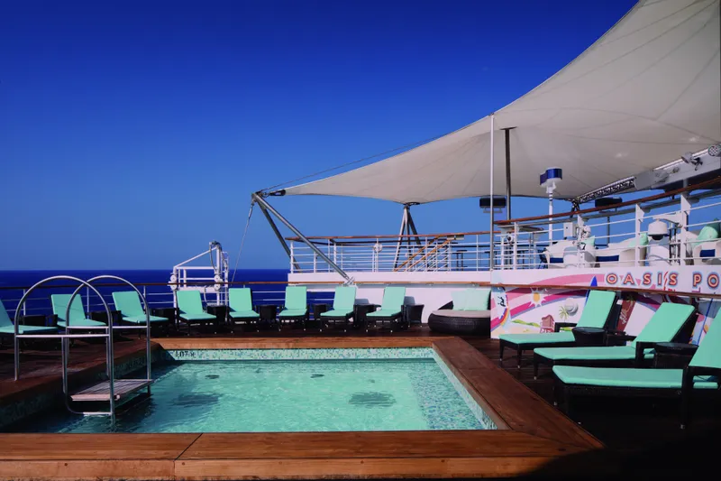 Oasis Pool 1