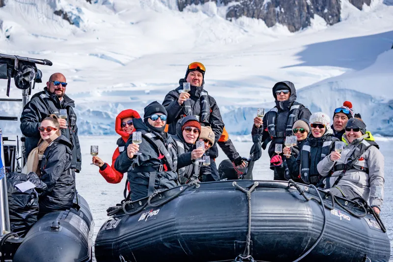 Ομάδα Ανακάλυψης 1