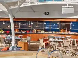 Scenic cruising Misty Fjords
