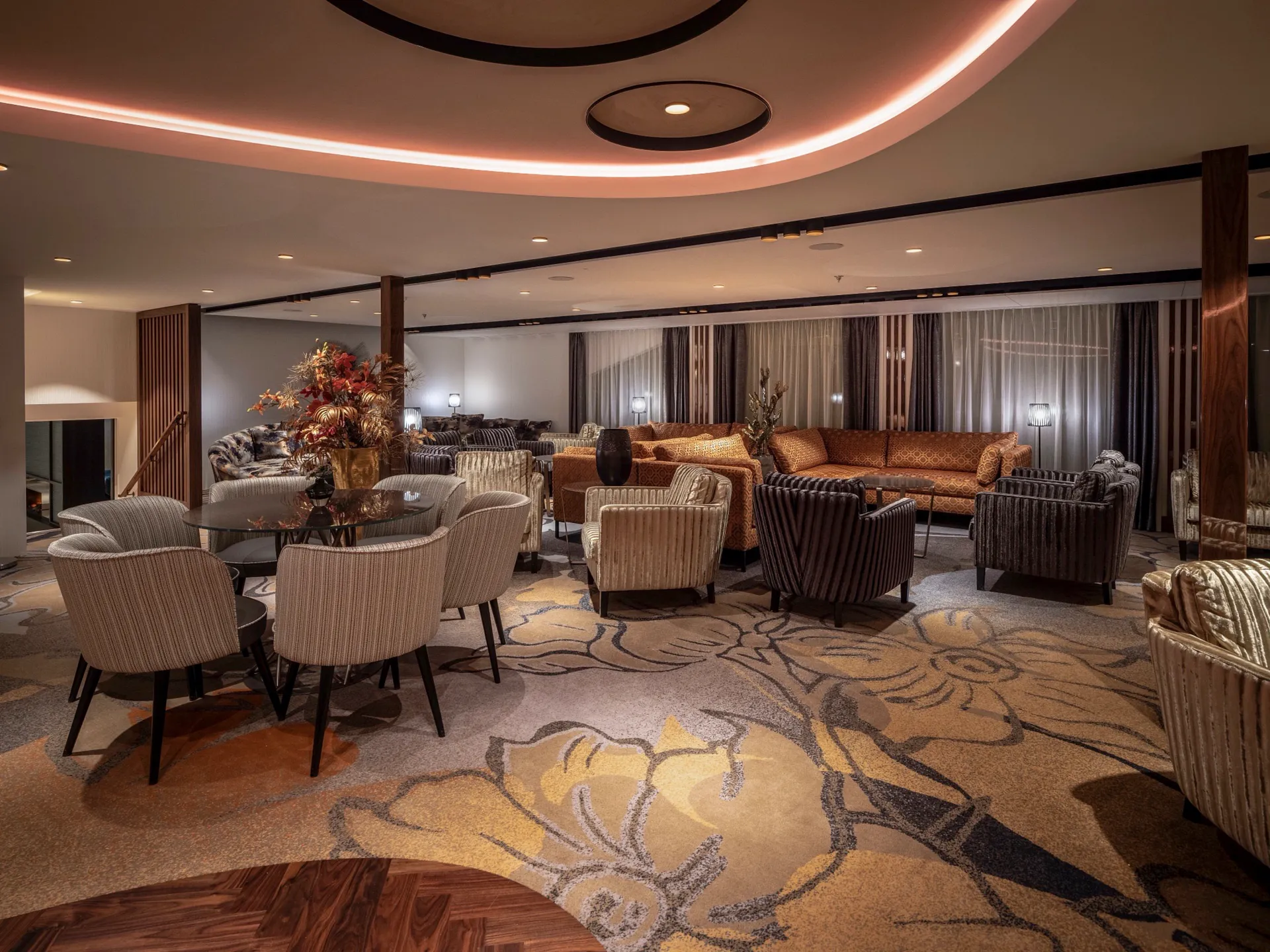 Lower Lounge