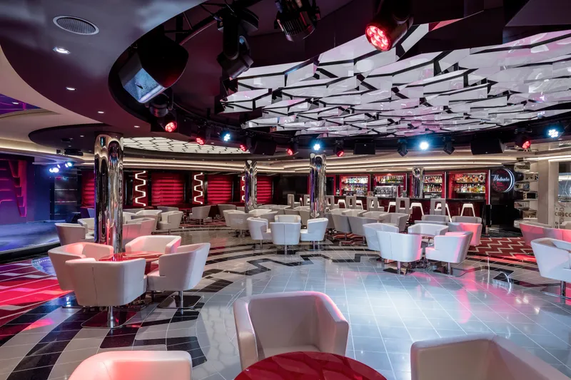 Virtuosa Bar & Lounge 2