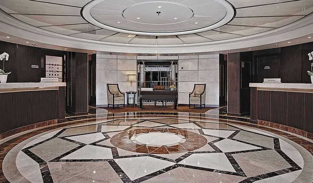 Seven Seas Navigator 38