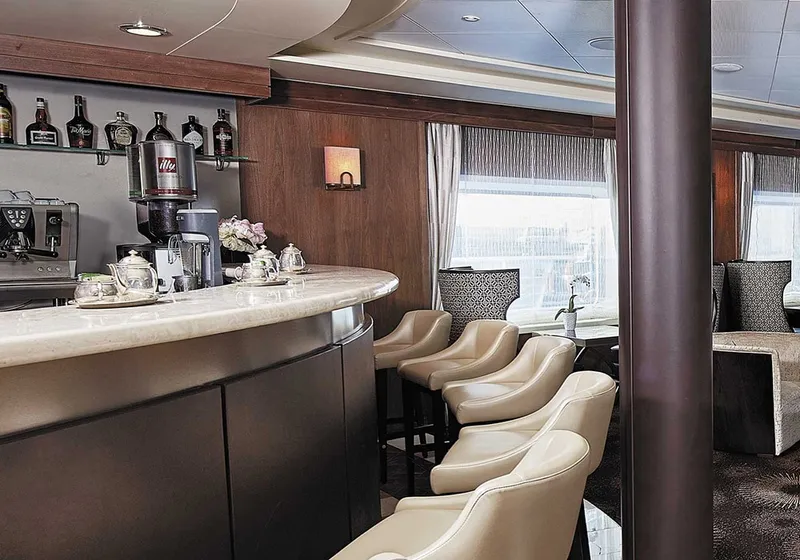 Seven Seas Navigator 13