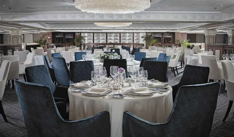 Seven Seas Navigator 22