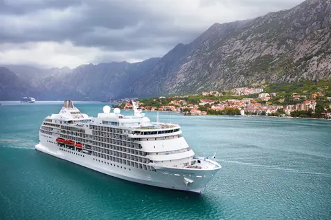 Seven Seas Navigator — Regent Seven Seas Cruises