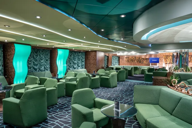 Λε Βέλε Μπαρ 1