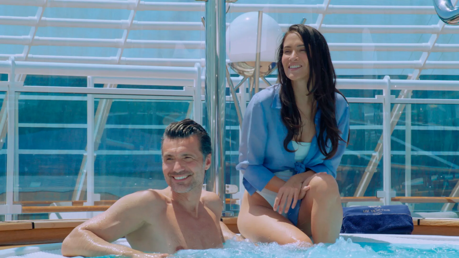 MSC Yacht Club The One Bar and Pool 1