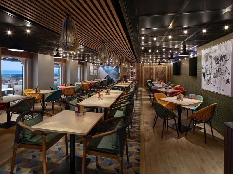 A Helyi Bár és Grill 3