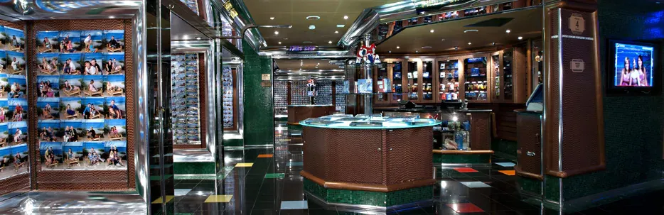Carnival Glory 9