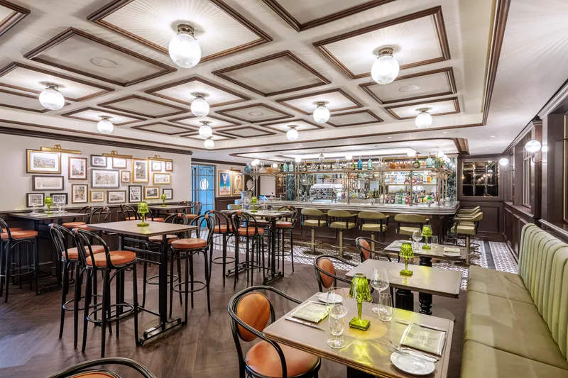 L'Atelier Bar & Kunst 15