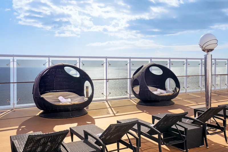 Top 16 Solarii Exclusivi 2