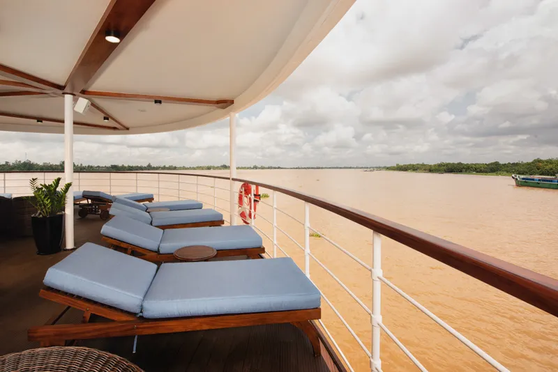 Salon de Observație 2