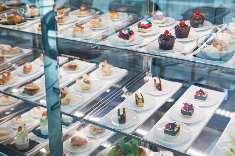 Říční kavárna 6