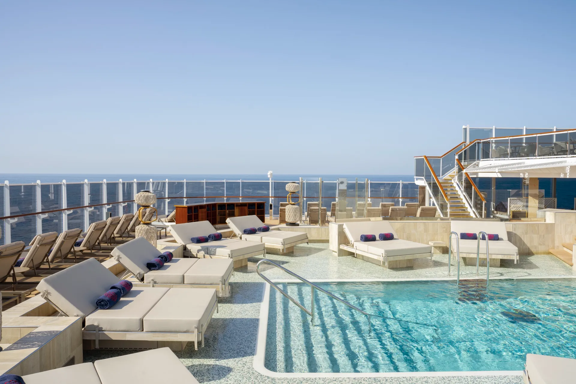 Atoll Pool & Bar 珊瑚礁泳池酒吧 2