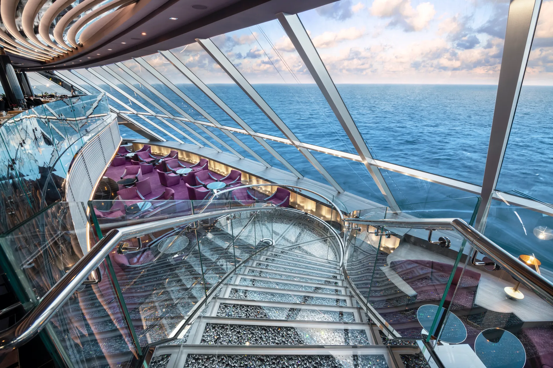 MSC Yacht Club 頂帆酒廊 1