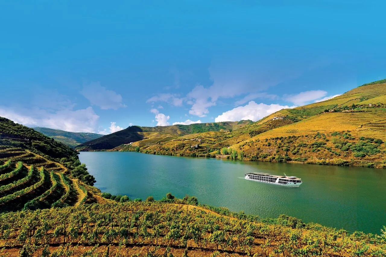 Emerald Radiance — Emerald Cruises