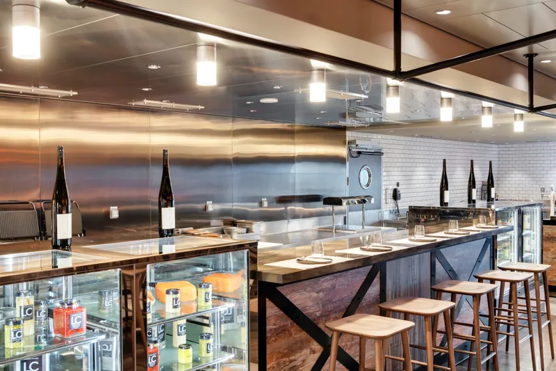 Hola! Tacos & Cantina 1