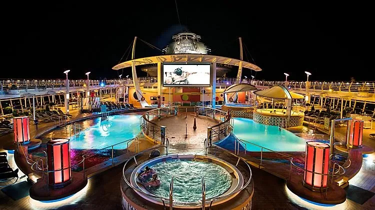 Grandeur of the Seas 9