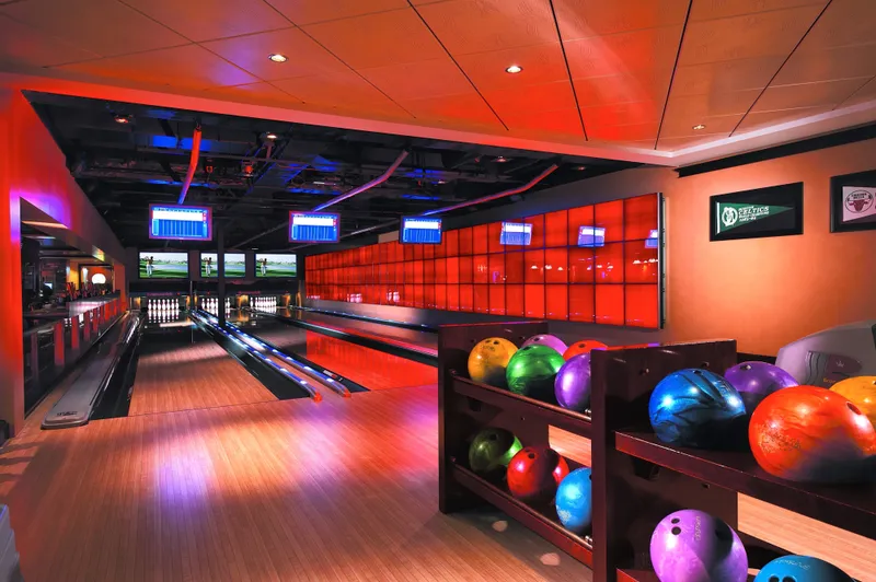 O'Sheehan's Neighbourhood Bar & Grill Bowling Alley 4
