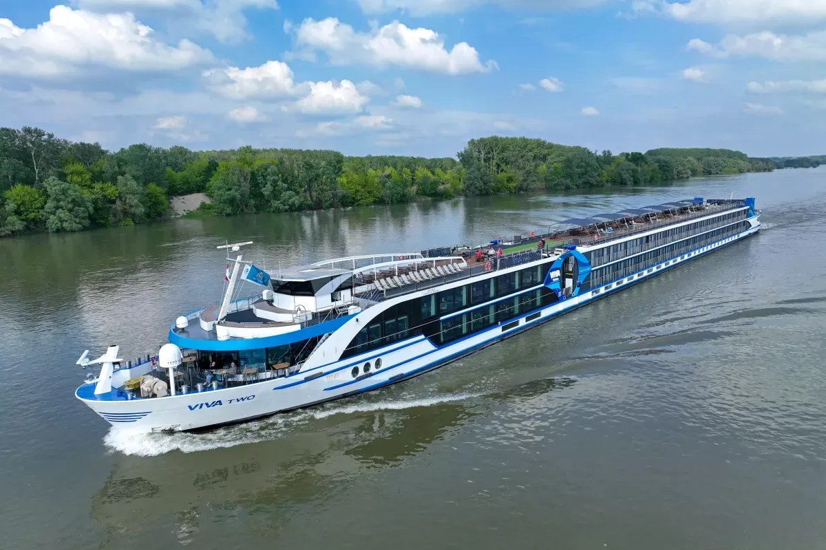 VIVA TWO — VIVA Cruises