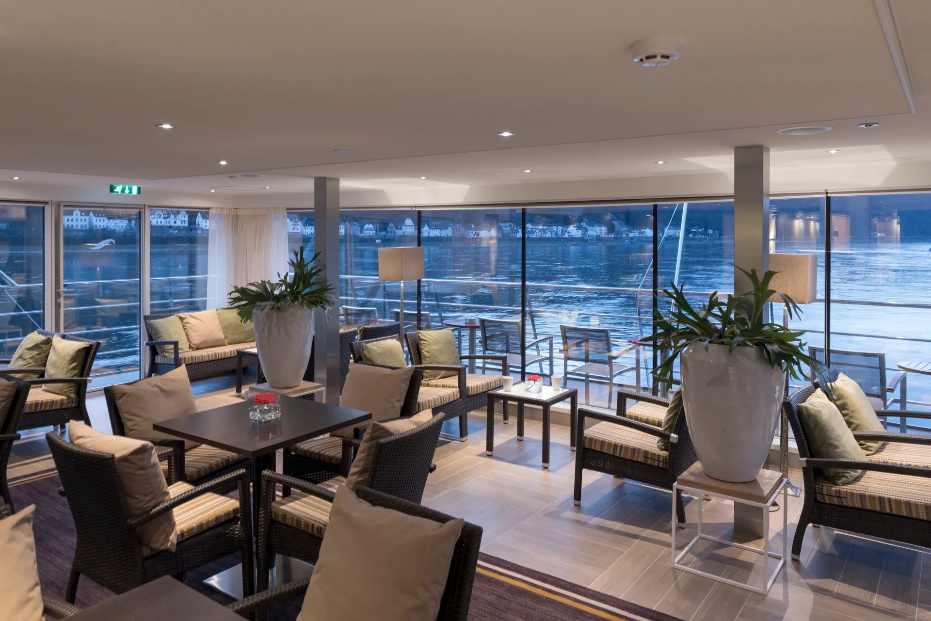 Club Lounge