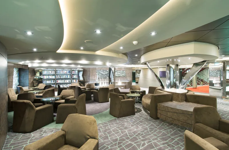 Diamond Bar & Bibliotecă 3