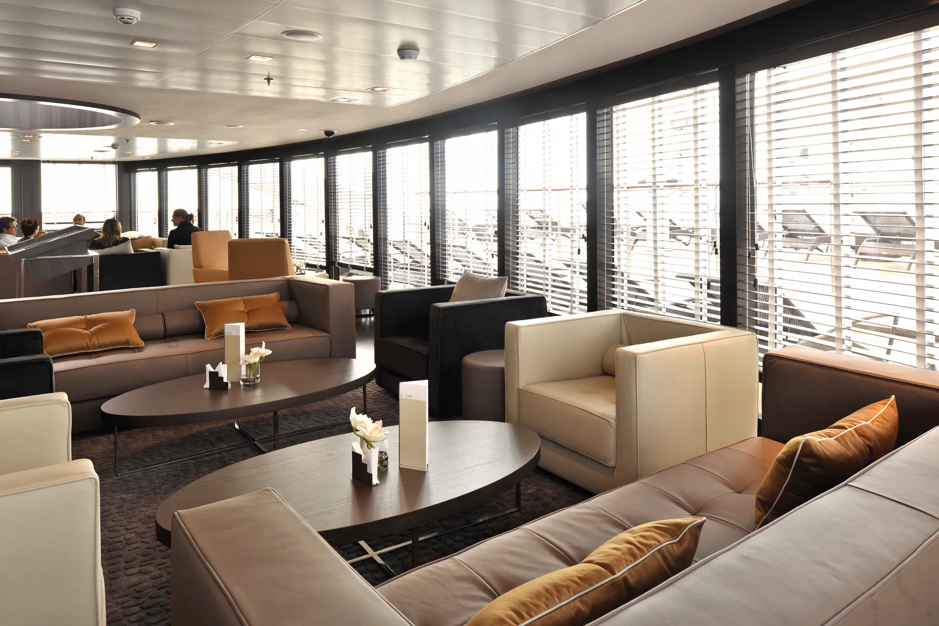 Panoramic Lounge