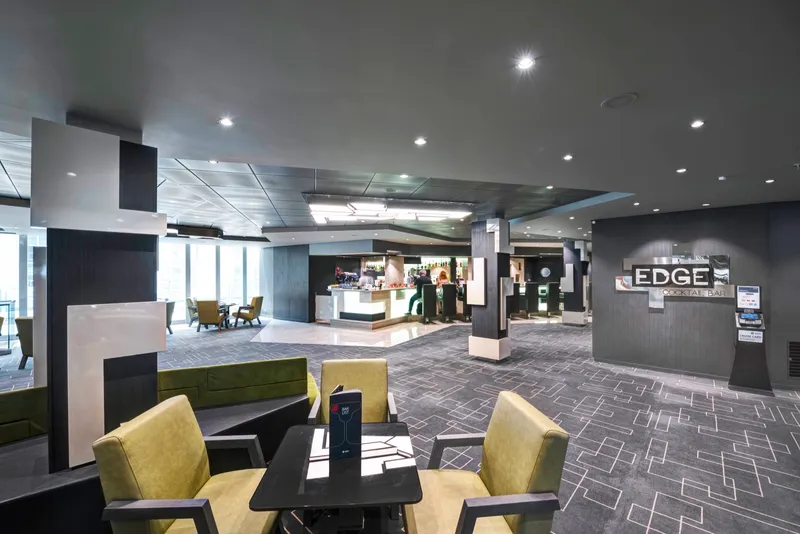 Edge - Cocktail Bar