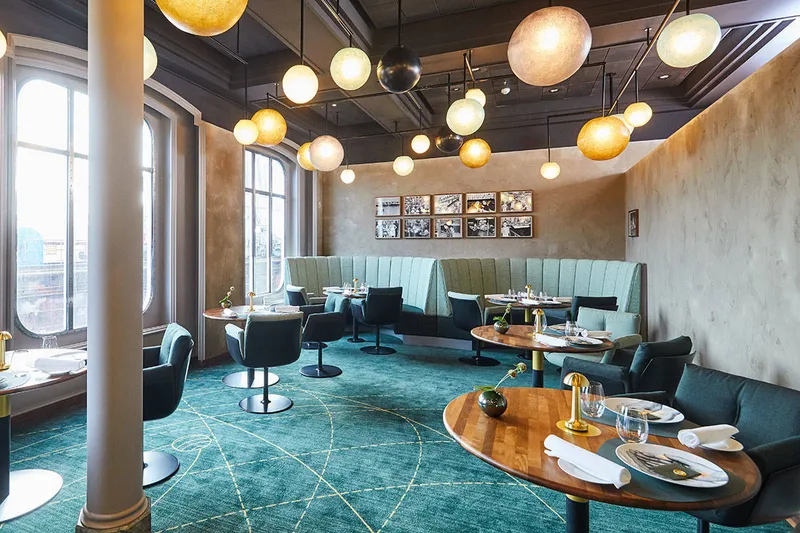 The Globe av Kevin Fehling 1