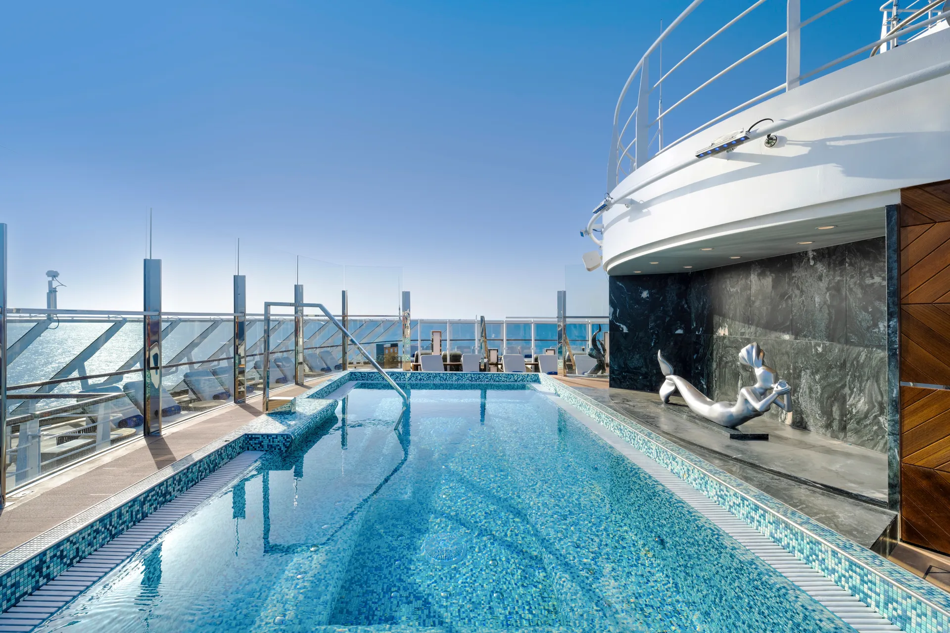 MSC Yacht Club The One 泳池 2