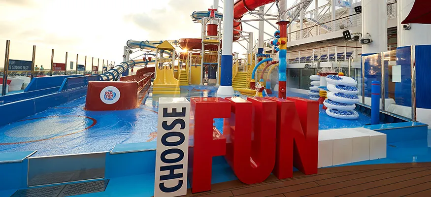 Carnival Panorama 6