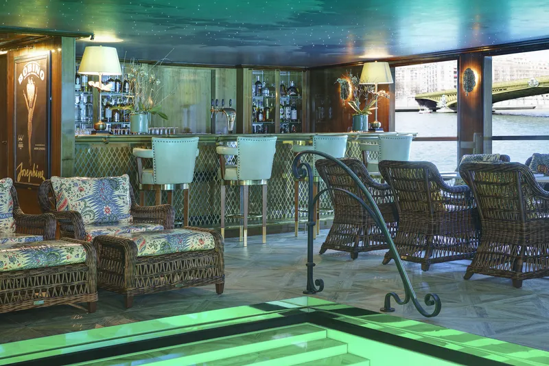 S.S. Joie de Vivre 10