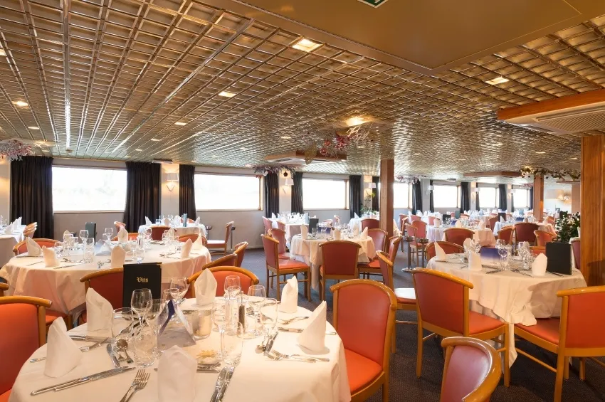 MS L'Europe 4