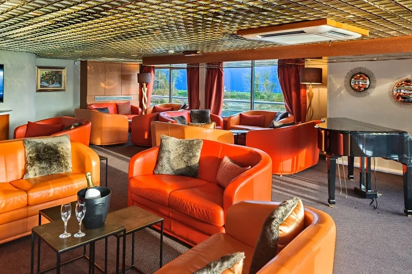 MS L'Europe 3