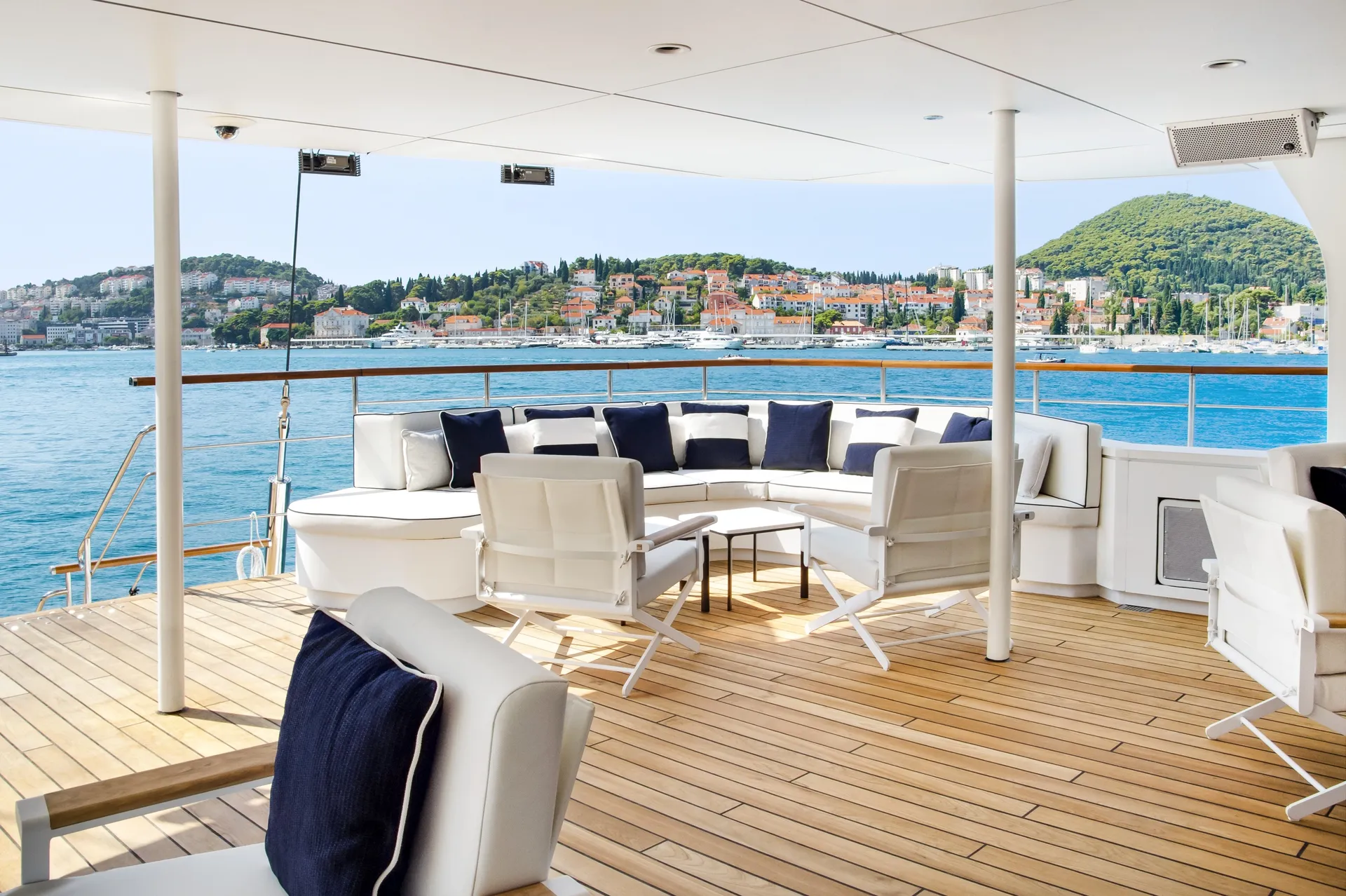 The Marina - Alizés Deck