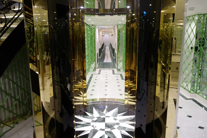 S.S. Κατερίνα 8