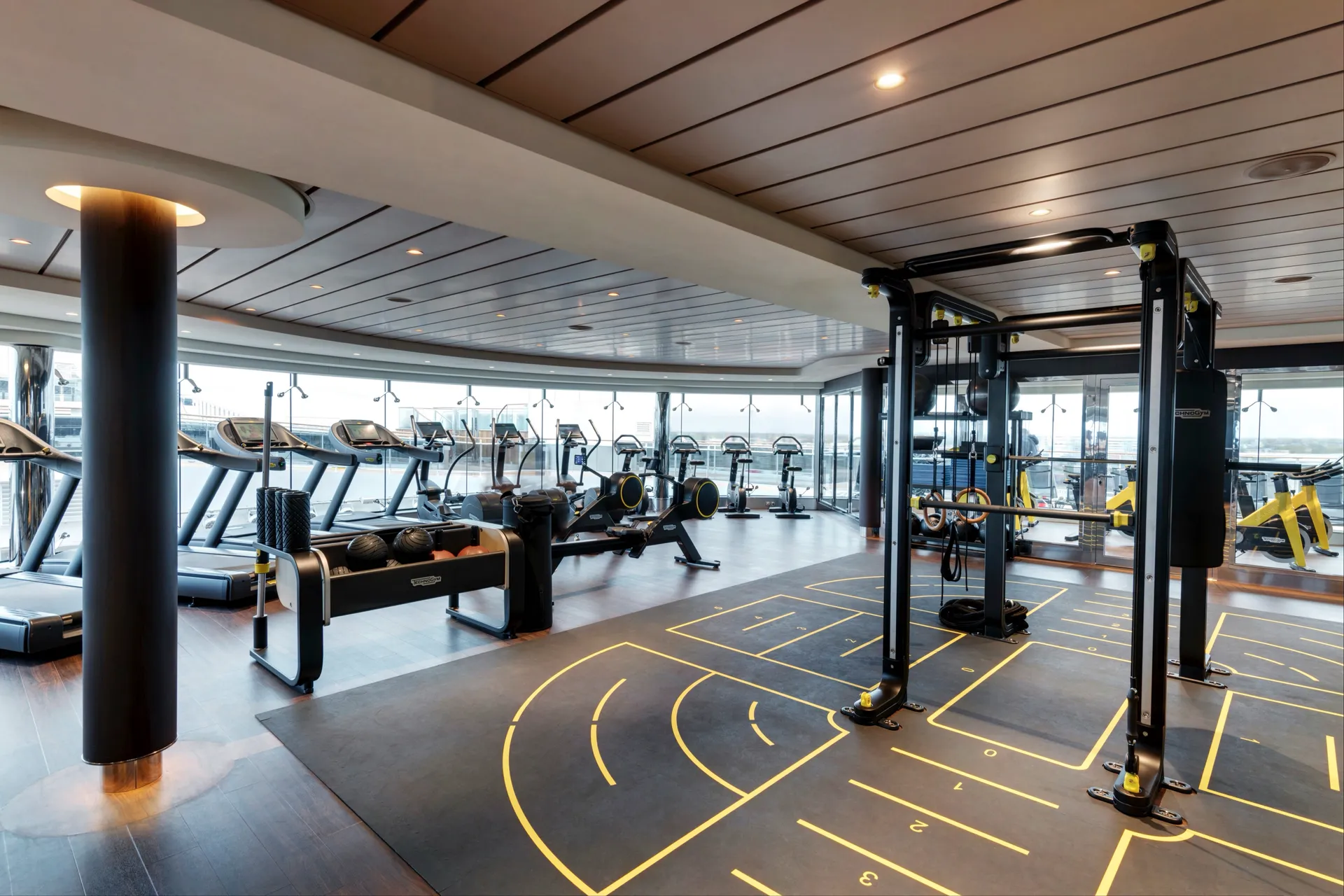 Technogym® 健身中心 1