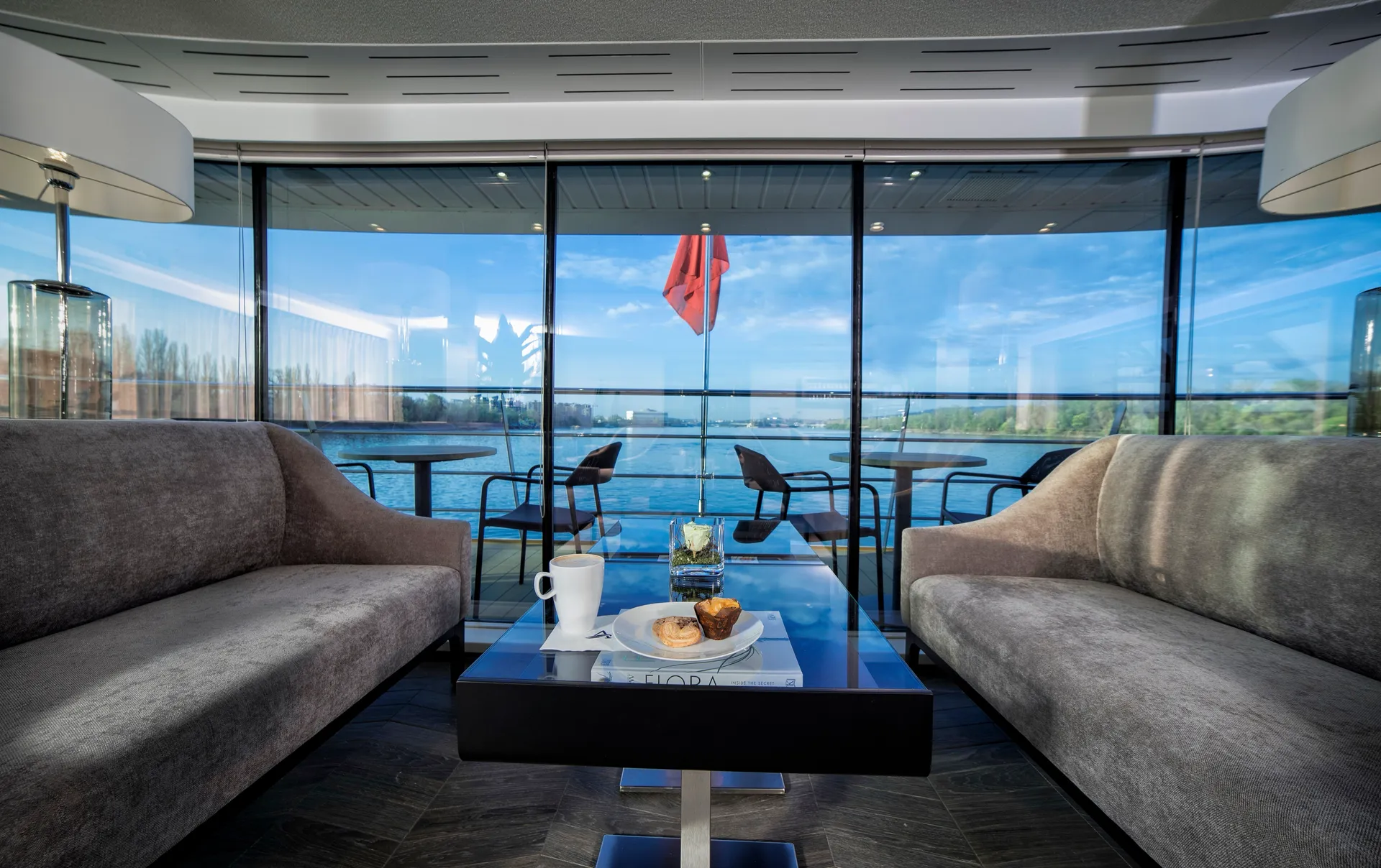 Club Lounge