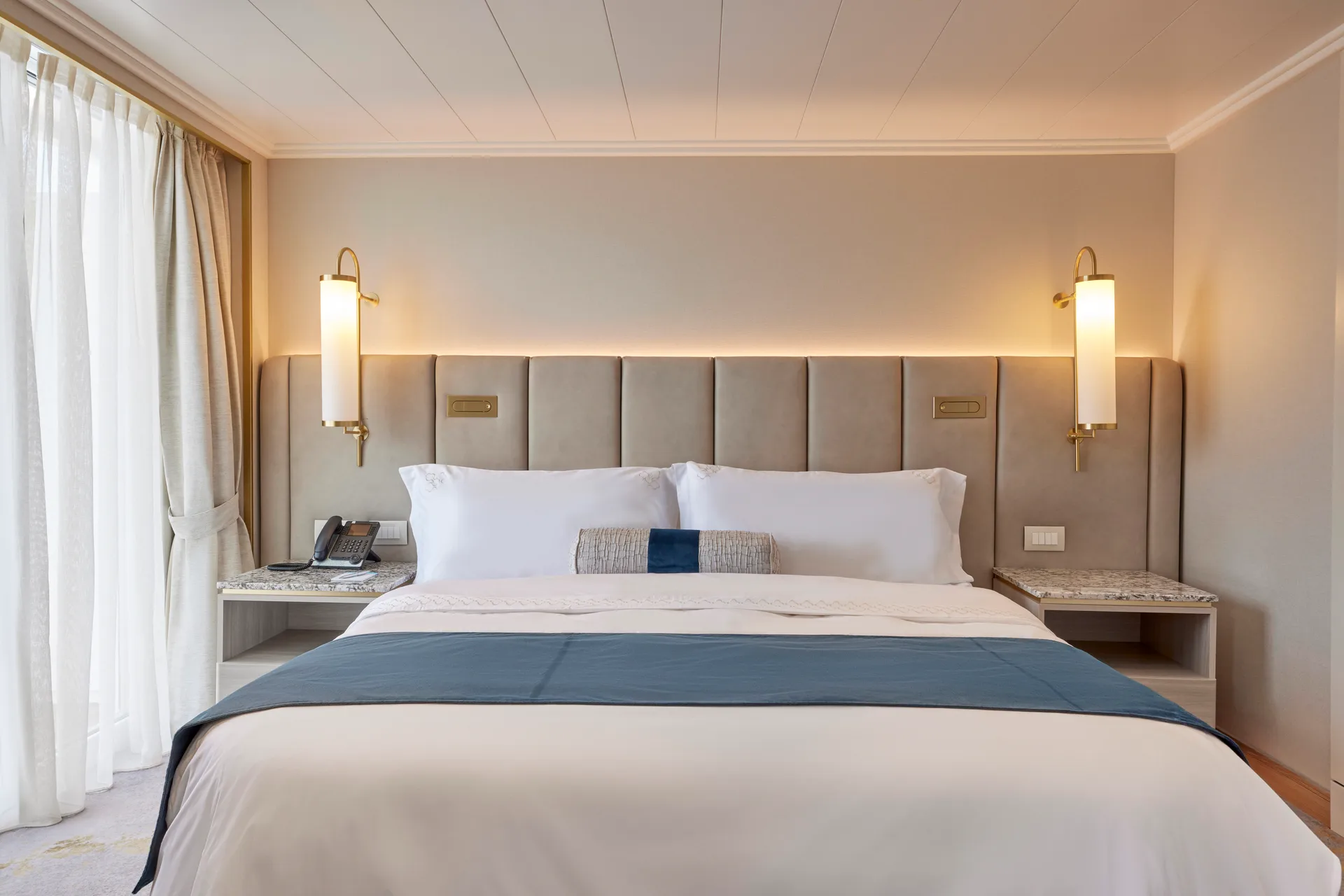 Sapphire Premium Suite