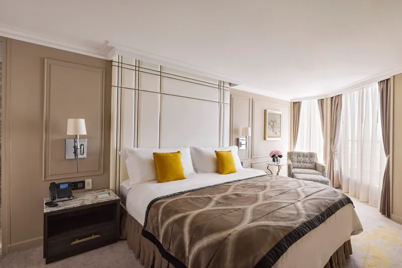 Penthouse Suite