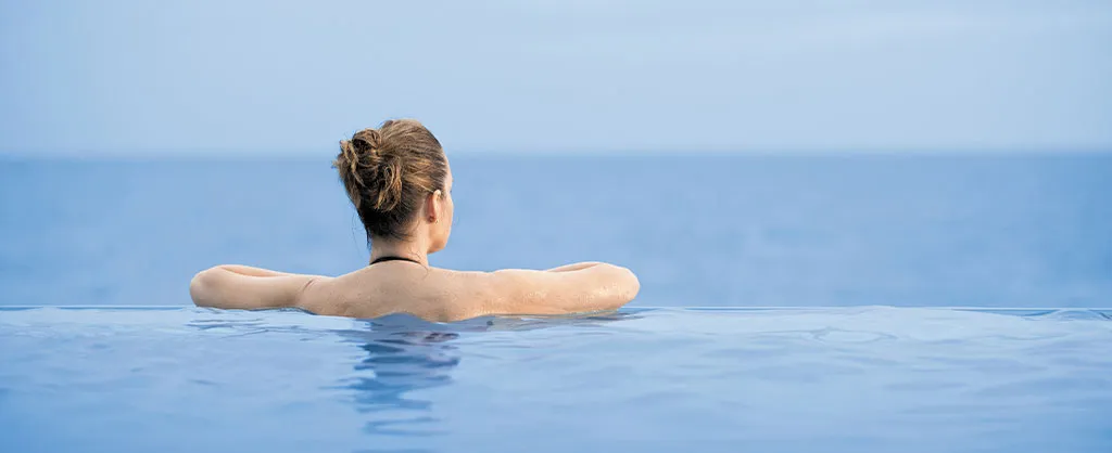 Seven Seas Voyager 42