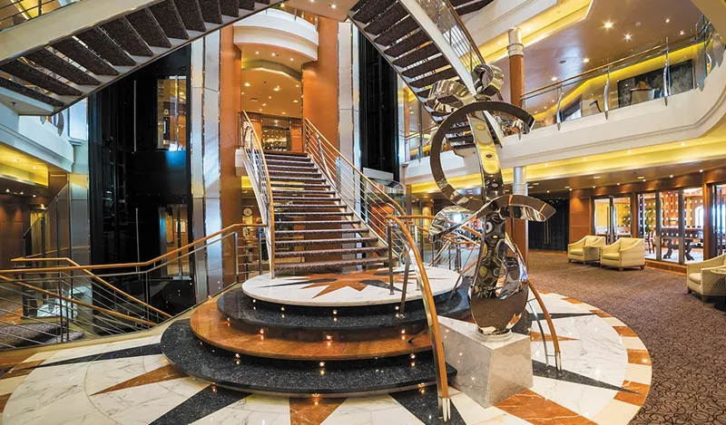 Seven Seas Voyager 8