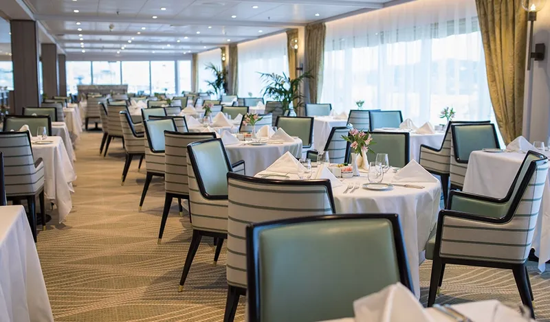 Seven Seas Mariner 34